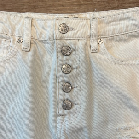 NWT - Free People Destroyed Denim Mini Skirt Size - 28 - Picture 5 of 12